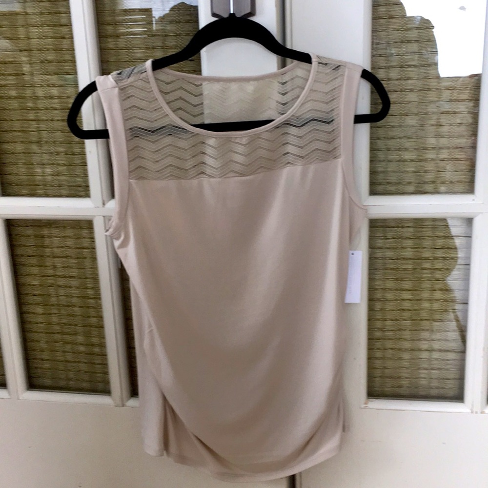 NWT Tan New York & co sleeveless top lace yoke S